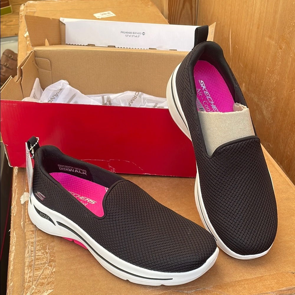 Skechers Women's Black Slip-On Shoes